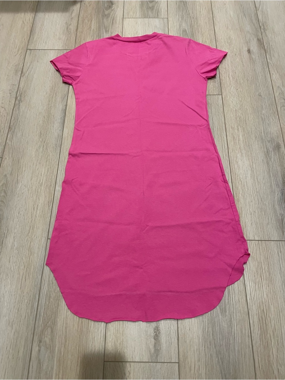 Frank & Eileen Classic Short-Sleeve Crewneck Dress in Bright Pink size medium - Picture 5 of 6